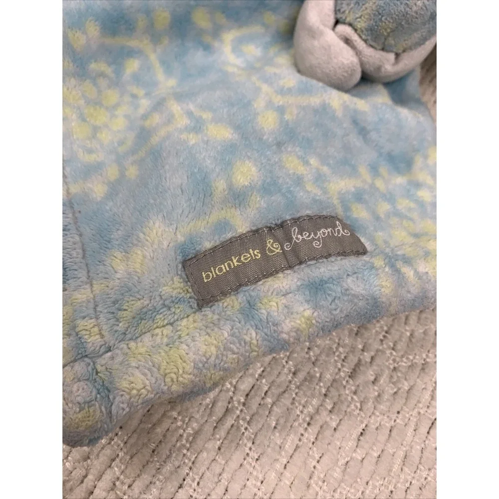 Blankets & Beyond HTF Lovey Security Bunny Blue Yellow Damask 12